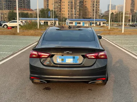 Chevrolet Malibu XL