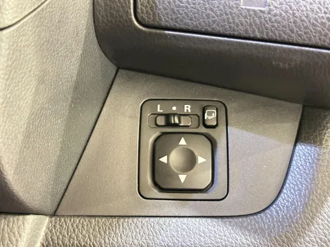 Mitsubishi eK Space Custom
