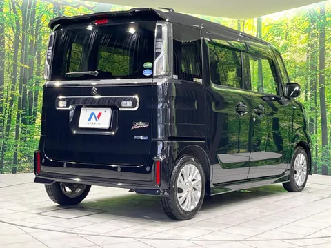 Suzuki Spacia Custom