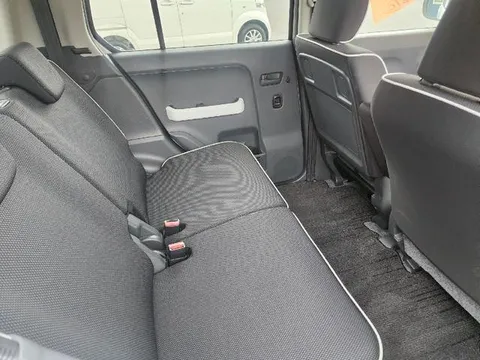 Mazda Flair Crossover