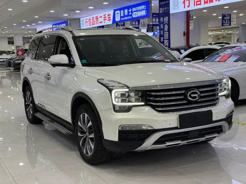 Gac GS8