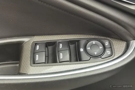 Chevrolet Malibu XL