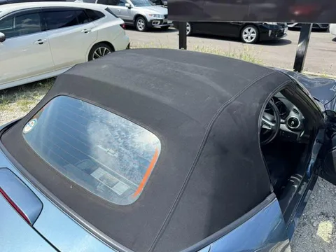 Mazda MX-5 (Roadster)