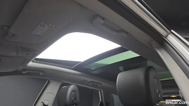 Hyundai Grand Santa Fe (Maxcruz)