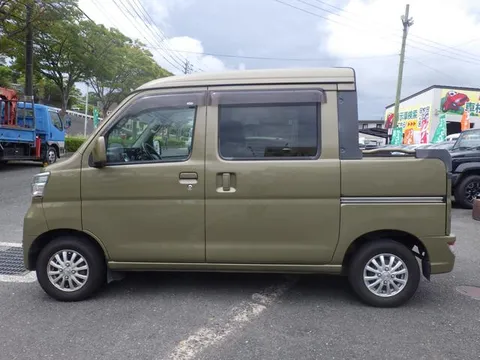 Daihatsu Hijet Cargo