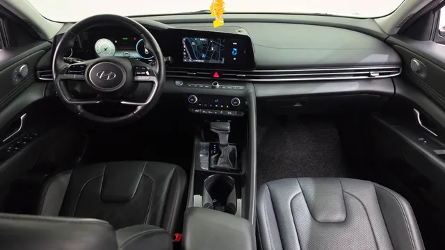 Hyundai Elantra (Avante)