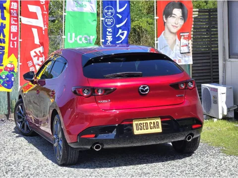 Mazda MAZDA3 Fastback