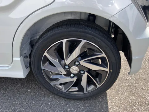Mazda Flair