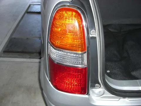 Daihatsu Mira Gino
