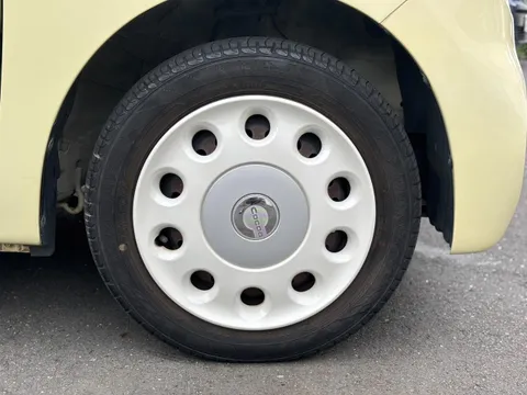 Daihatsu Mira Cocoa