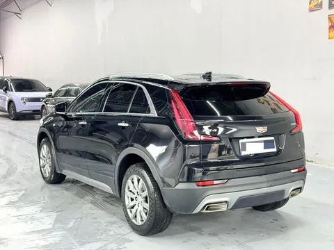 Cadillac XT4