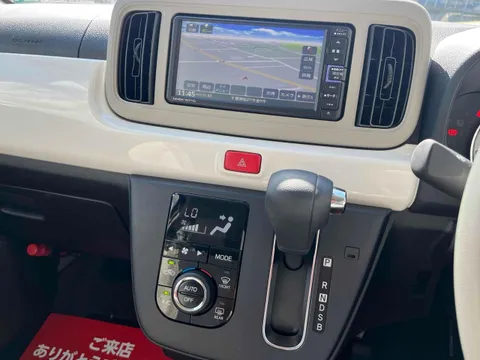 Daihatsu Mira Tocot