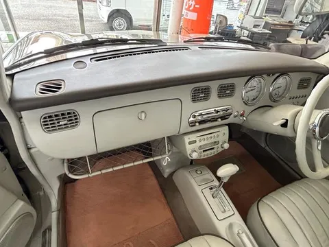 Nissan Figaro