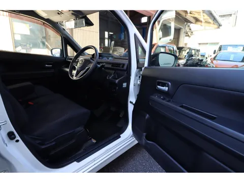 Mazda Flair