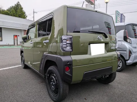 Daihatsu Taft