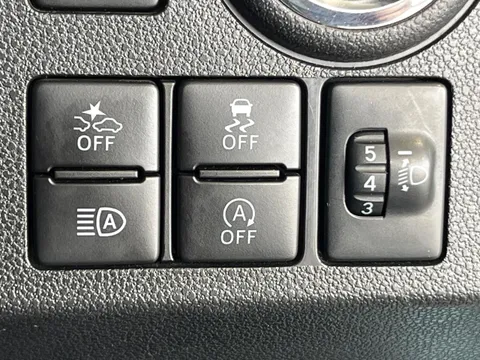 Daihatsu Mira Tocot