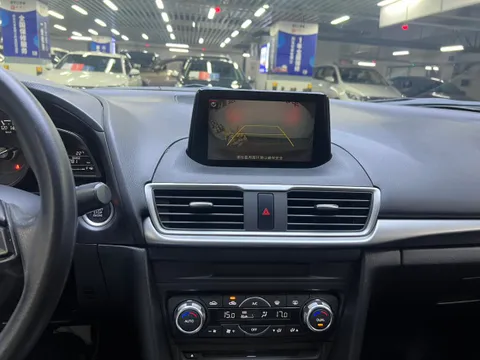 Mazda Mazda 3