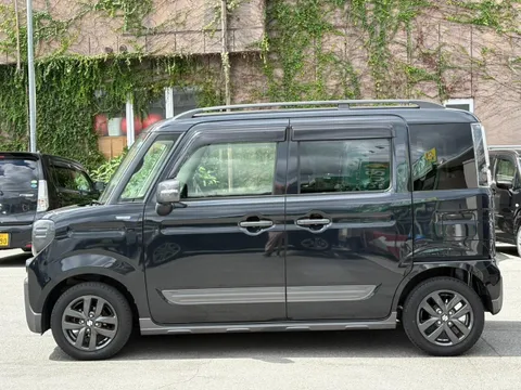 Suzuki Spacia Gear