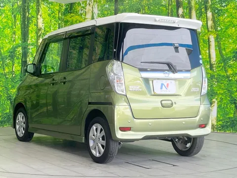Nissan Dayz Roox