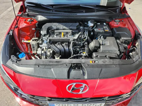 Hyundai Elantra (Avante)
