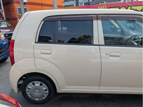 Nissan Pino