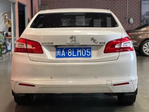 Peugeot 408