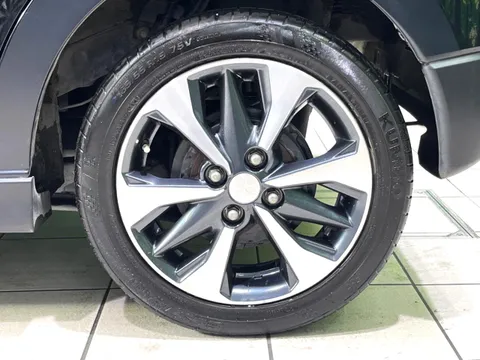 Mitsubishi eK X