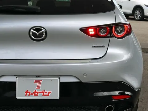 Mazda MAZDA3 Fastback