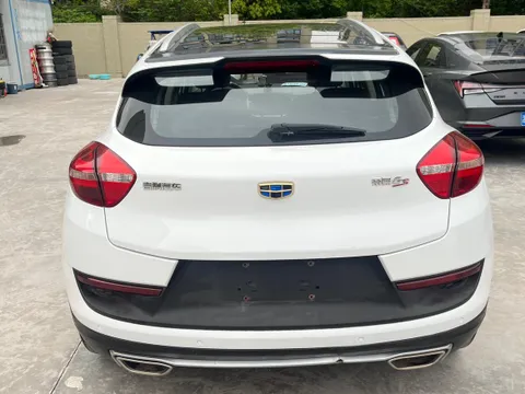 Geely Emgrand GS