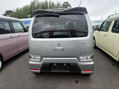 Suzuki Wagon R Stingray