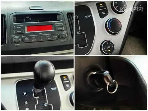 Kia Deluxe