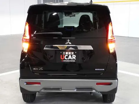 Mitsubishi eK X