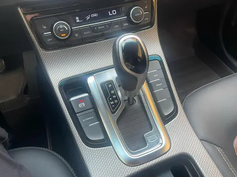 Geely Emgrand GS