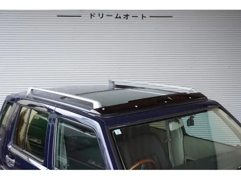 Nissan Rasheen