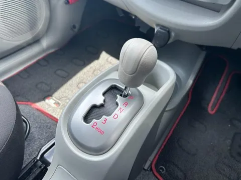 Mitsubishi I