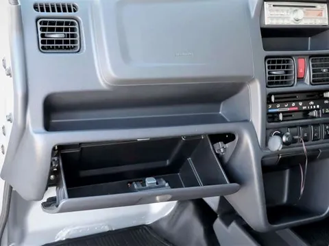 Nissan Clipper Truck