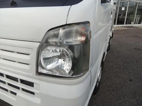 Nissan Clipper Truck