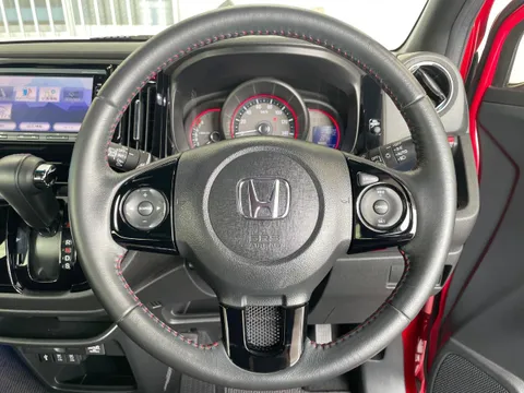 Honda N-WGN Custom