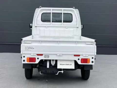 Nissan Clipper Truck