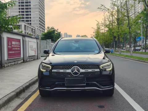 Mercedes-Benz Mercedes-Benz GLC
