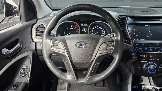 Hyundai Grand Santa Fe (Maxcruz)