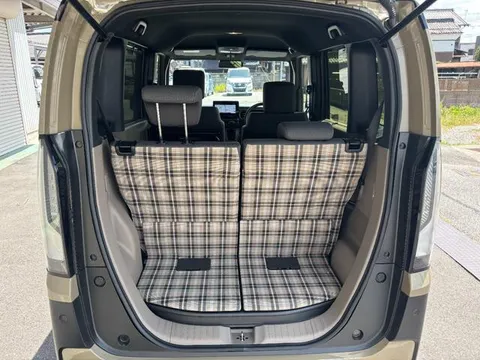 Honda N-BOX Joy
