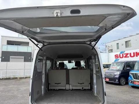 Mitsubishi Minicab Van