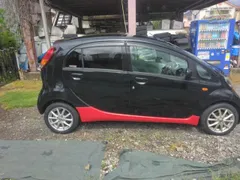 Mitsubishi I
