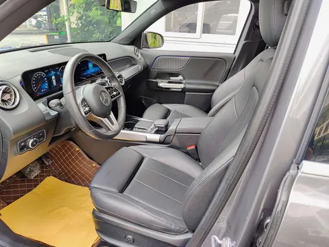 Mercedes-Benz Mercedes-Benz GLB