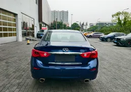 Infiniti Q50L