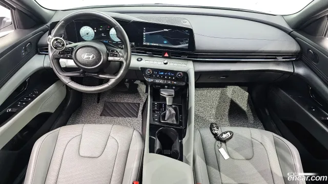 Hyundai Elantra (Avante)
