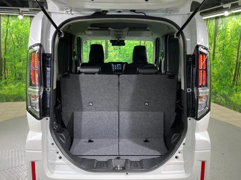 Suzuki Spacia Custom