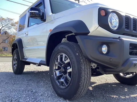 Suzuki Jimny Sierra