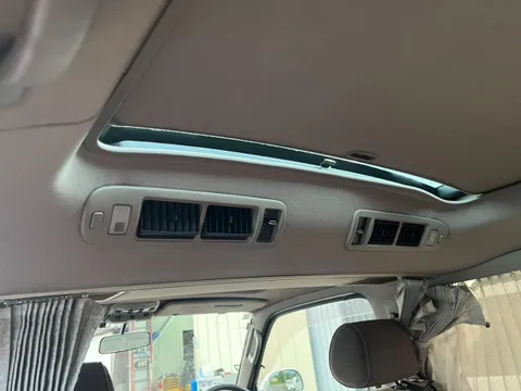 Toyota HiAce Wagon